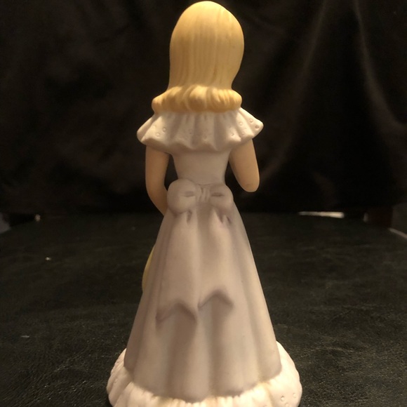 Vintage Age 12 Enesco Growing Up Girls - Blonde figurines - Picture 2 of 10